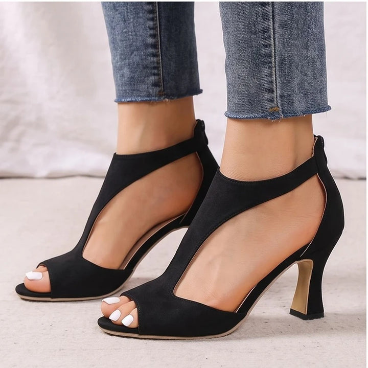 Model wearing Black sandals in a studio - 3