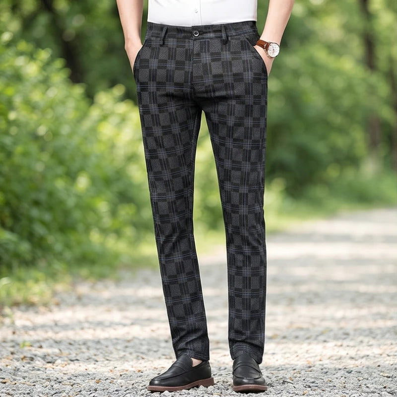 Model wearing Black cotton pants outdoors
