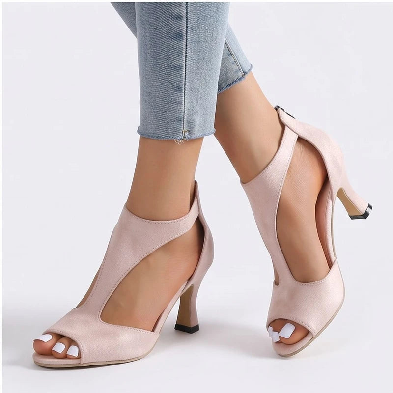 Model wearing Beige sandals in a studio - 3