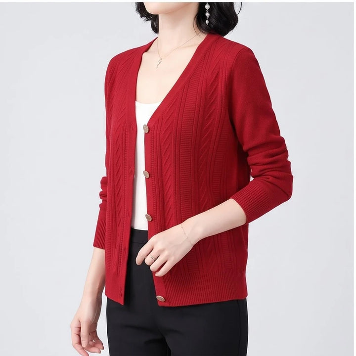 Model wearing Red knitted cardigan in a studio - 2