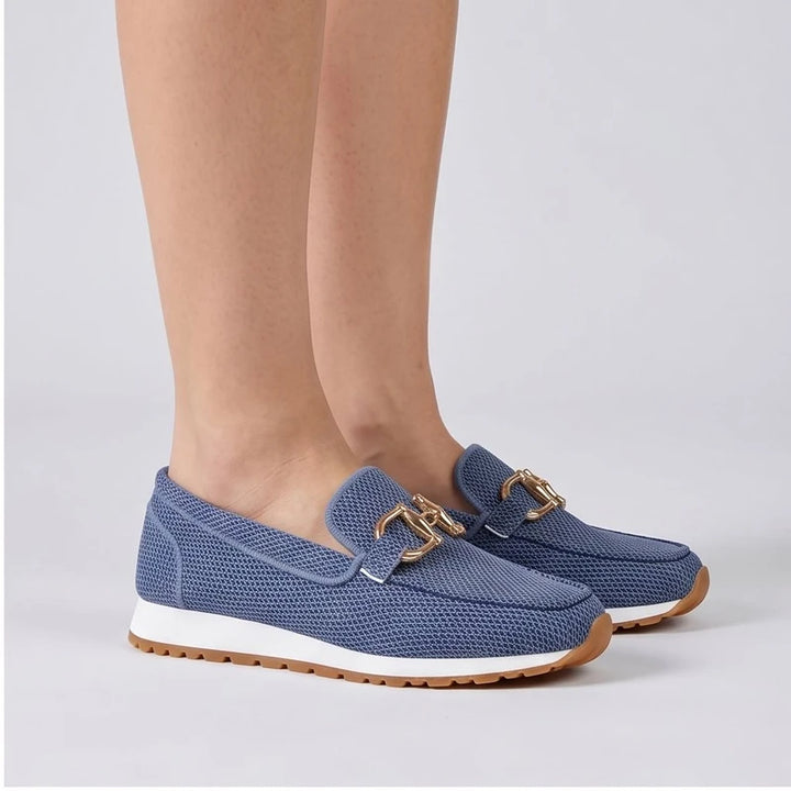 Model wearing Blue knit loafer in a studio - 2