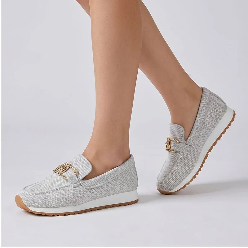 Model wearing White knit loafer in a studio - 2