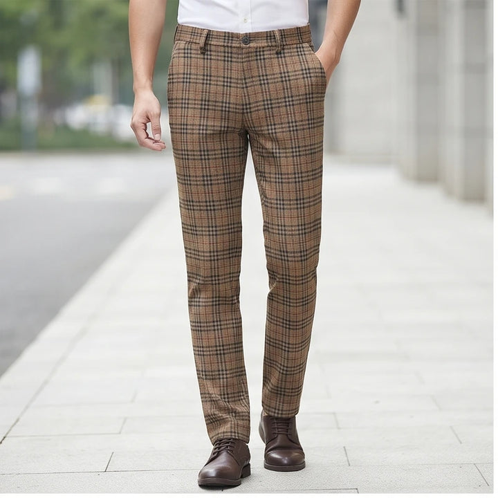 Model wearing Khaki pants outdoors