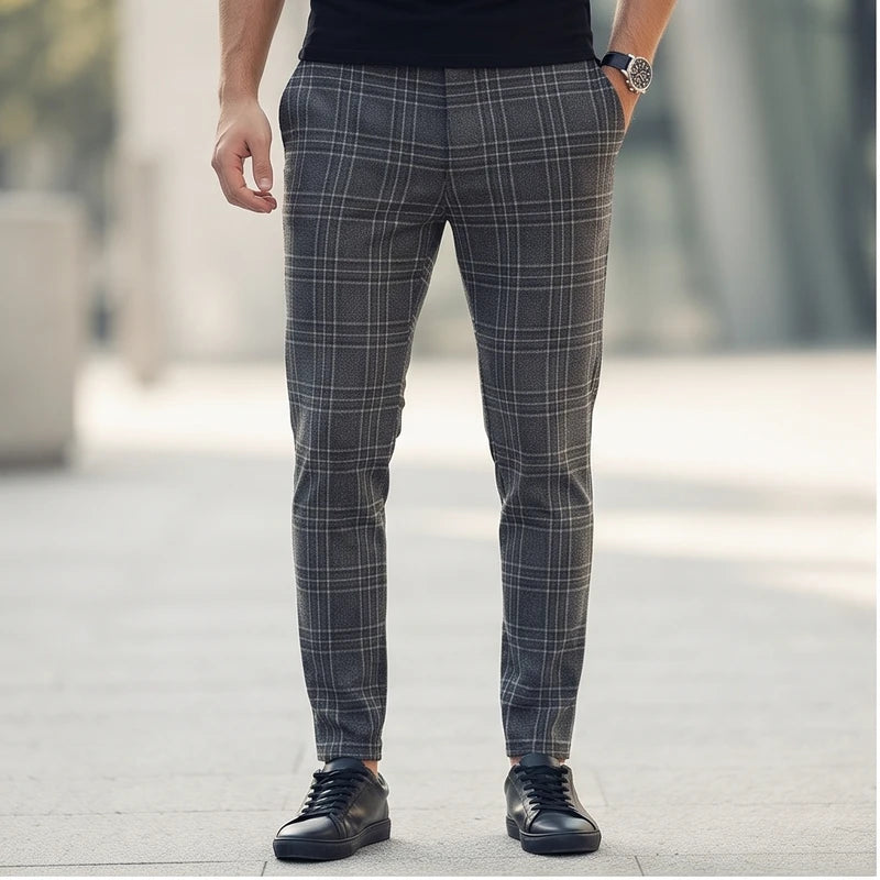 Model wearing Black trousers outdoors