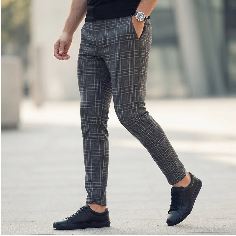 Model wearing Black trousers outdoors - 2