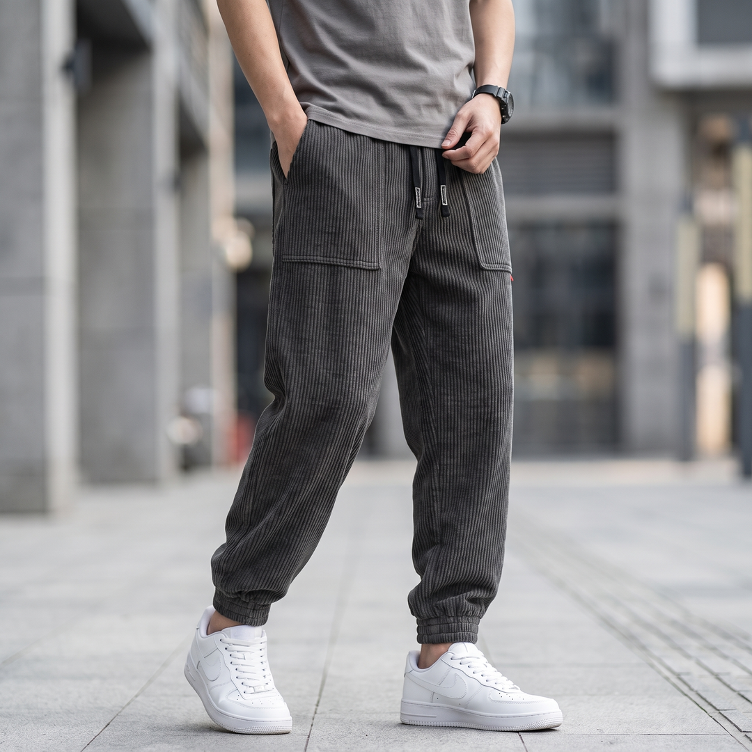 Thornhill Men's Corduroy Joggers
