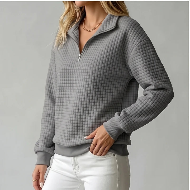 Model wearing Gray knit pullover in a studio - 2